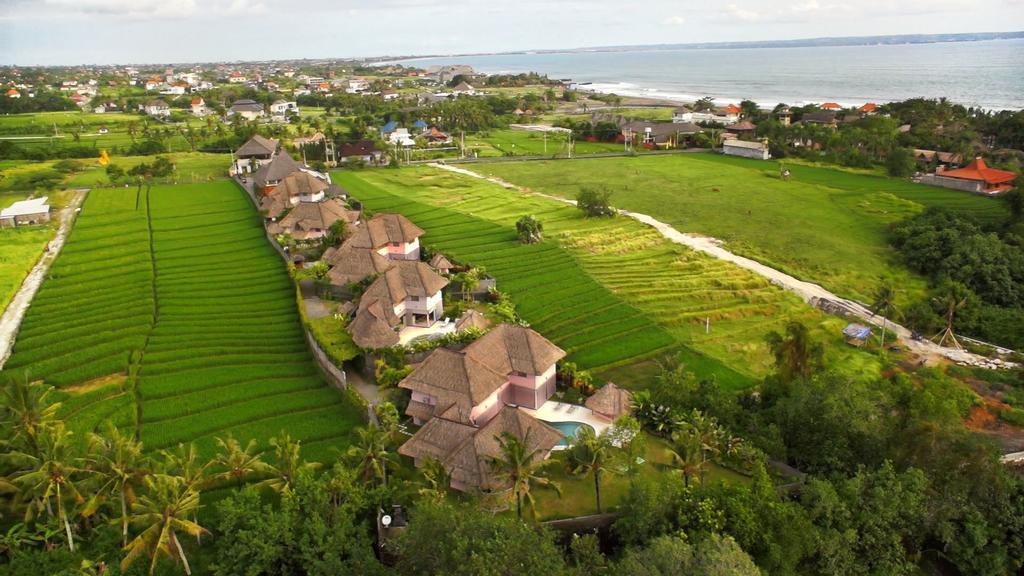 Hacienda Bali Villa Kuta  Exterior photo
